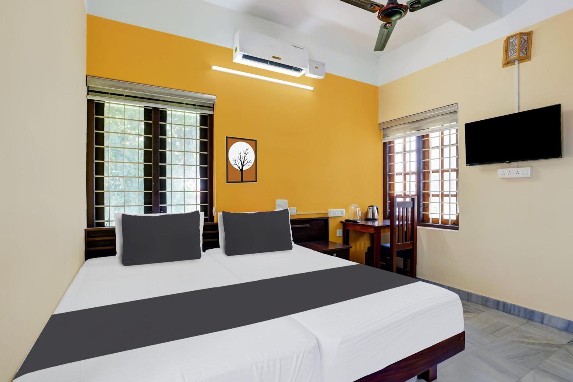 Super Hotel O Lm Residency Thiruvananthapuram Buitenkant foto
